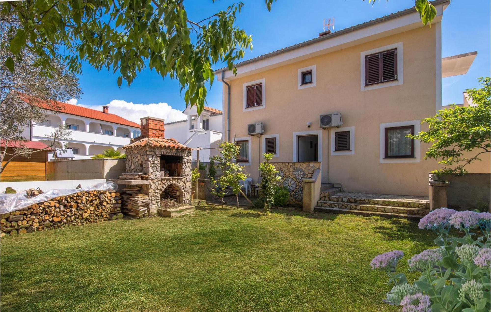 Gorgeous Apartment In Krk With Wifi Krk Town Exteriér fotografie