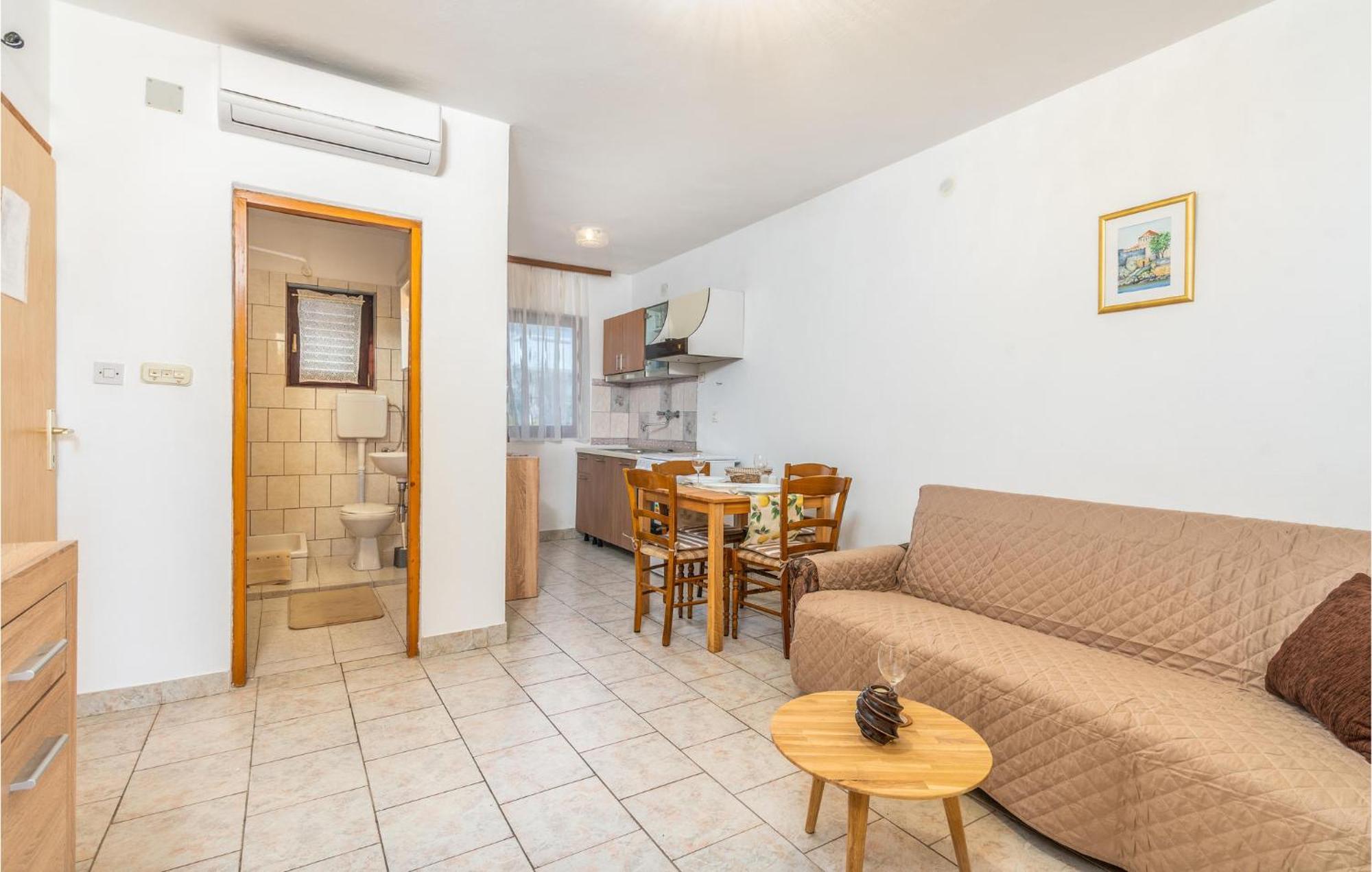 Gorgeous Apartment In Krk With Wifi Krk Town Exteriér fotografie