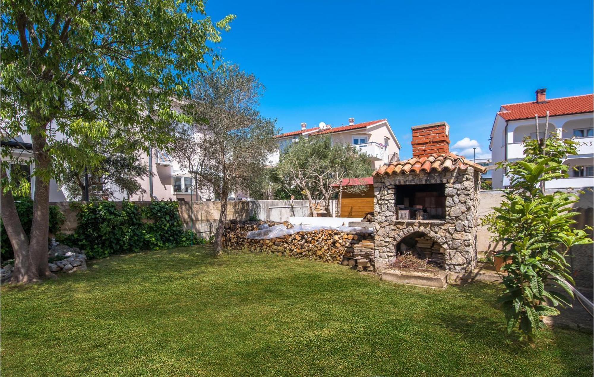 Gorgeous Apartment In Krk With Wifi Krk Town Exteriér fotografie